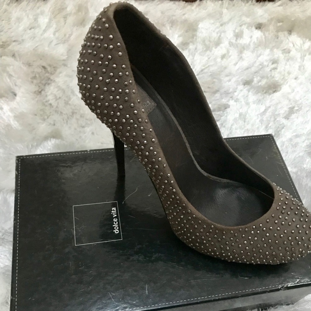 New Dolce Vita Trinity Grigio Italy Suede Heels